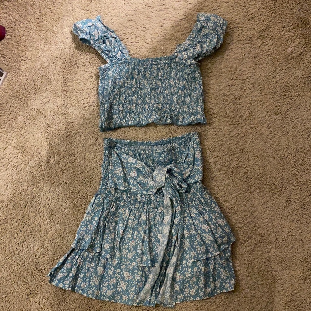 Two piece set